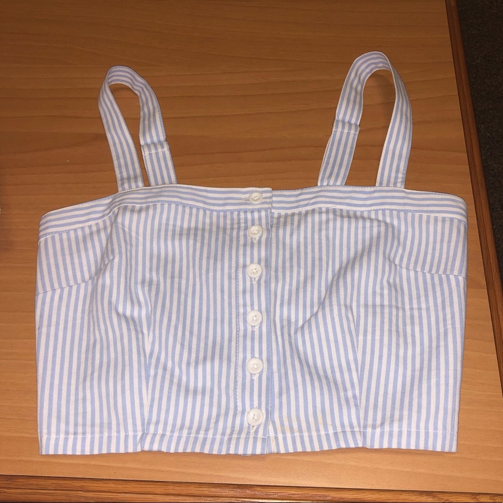 crop tank top with ajustable straps